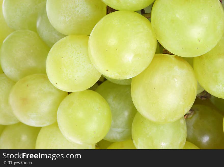 Green grapes.