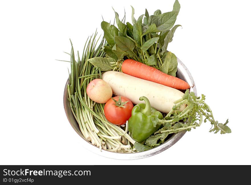 Apple  pepper Carrot Radish Onion vegetable  in the Basin. Apple  pepper Carrot Radish Onion vegetable  in the Basin.