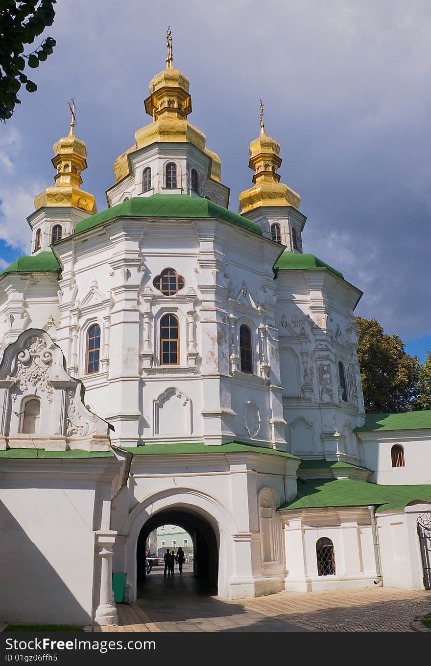 Arched pass through the old Orthodox Church