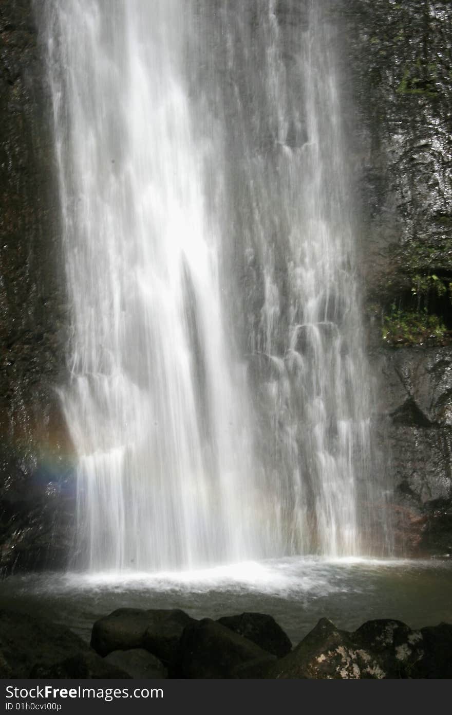 Monoa Falls