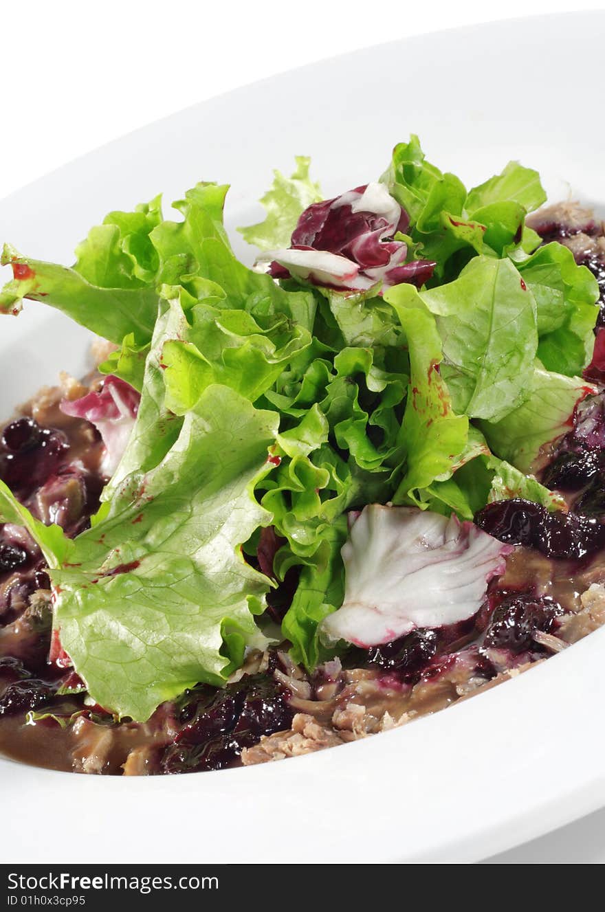 Breast of Duck Salad with Sauce and Berries