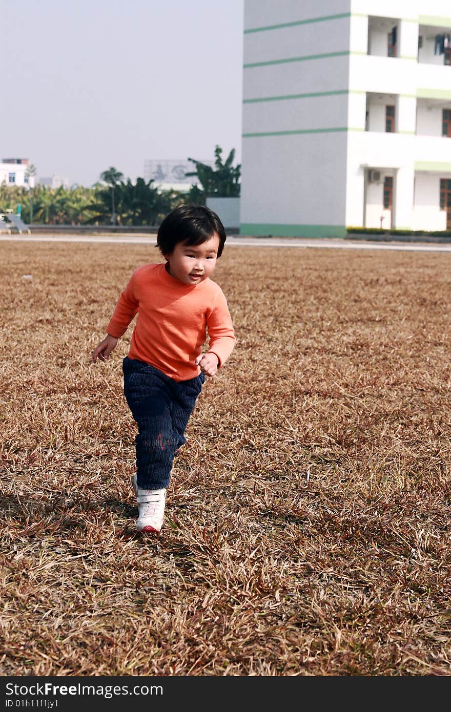 Chinese little child 
in the jieyang playground