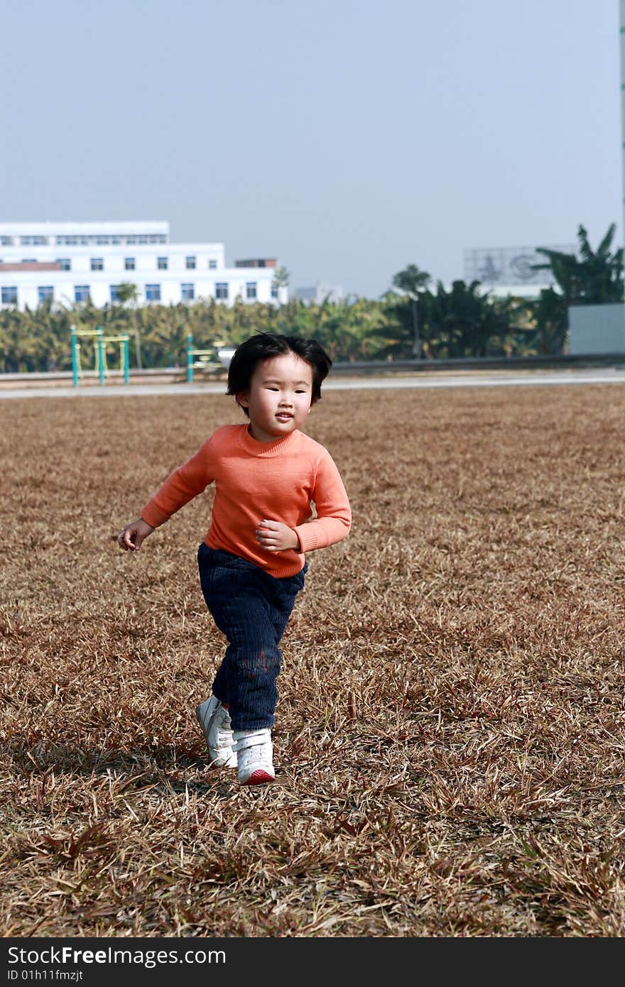 Chinese little child 
in the jieyang playground