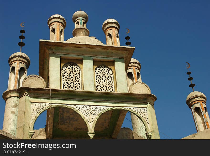 A mosque in Singkiang,China,in the early morning