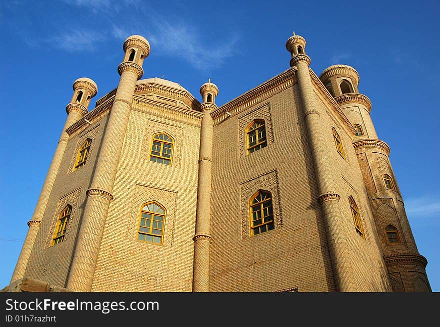 A mosque in Singkiang,China,in the early morning