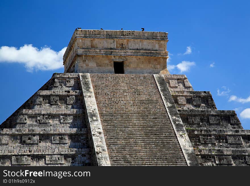 The temples of chichen itza temple in Mexico, one of the new 7 wonders of the world