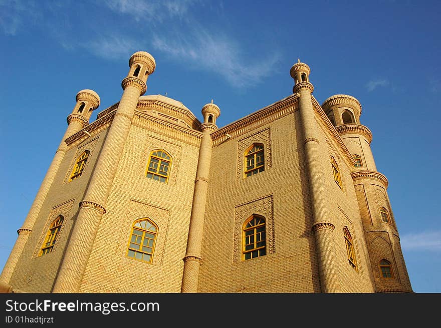 A mosque in Singkiang,China,in the early morning