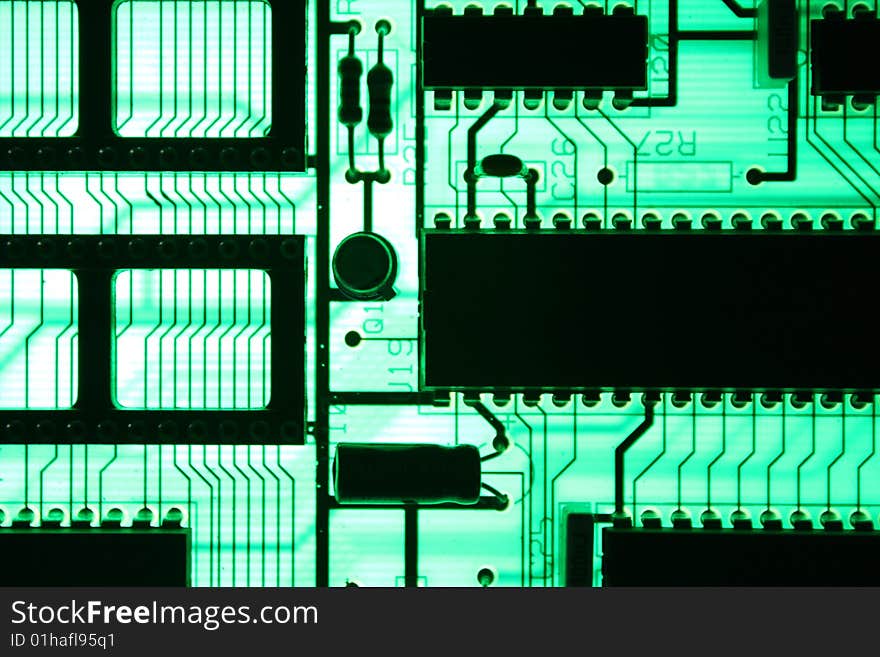 The electric circuit for the green card from the computer