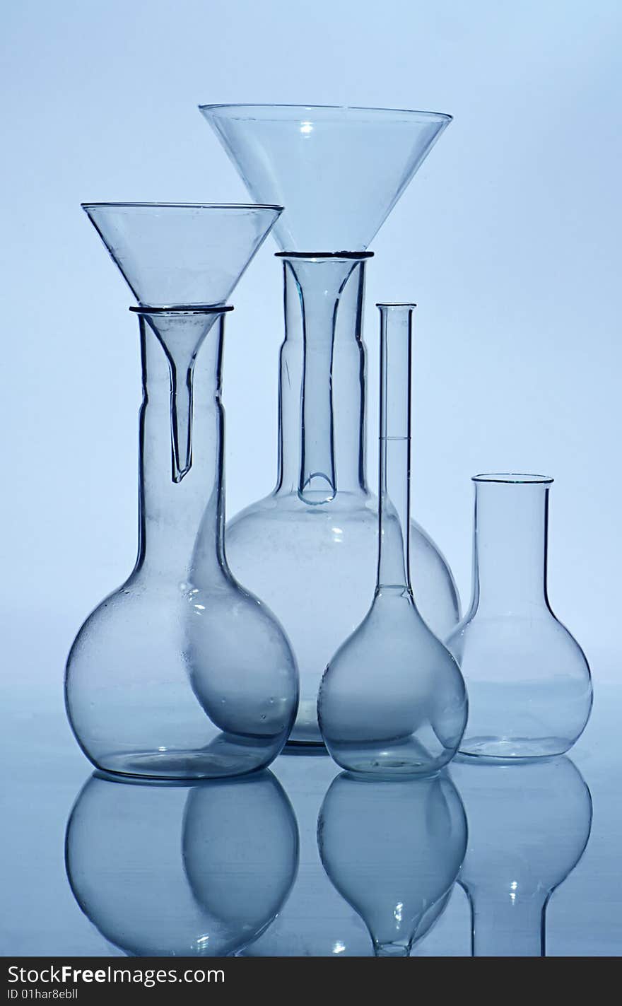 Glass laboratory equipment