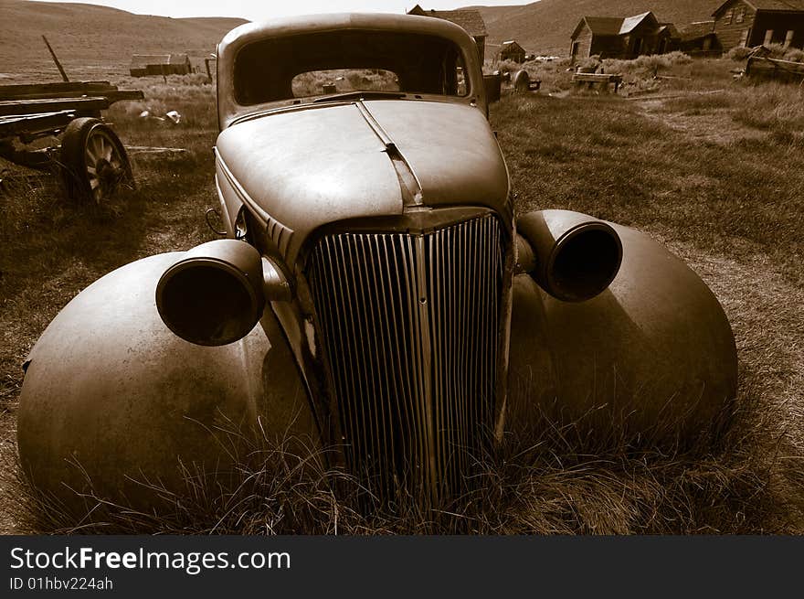 Deserted car, Bodie