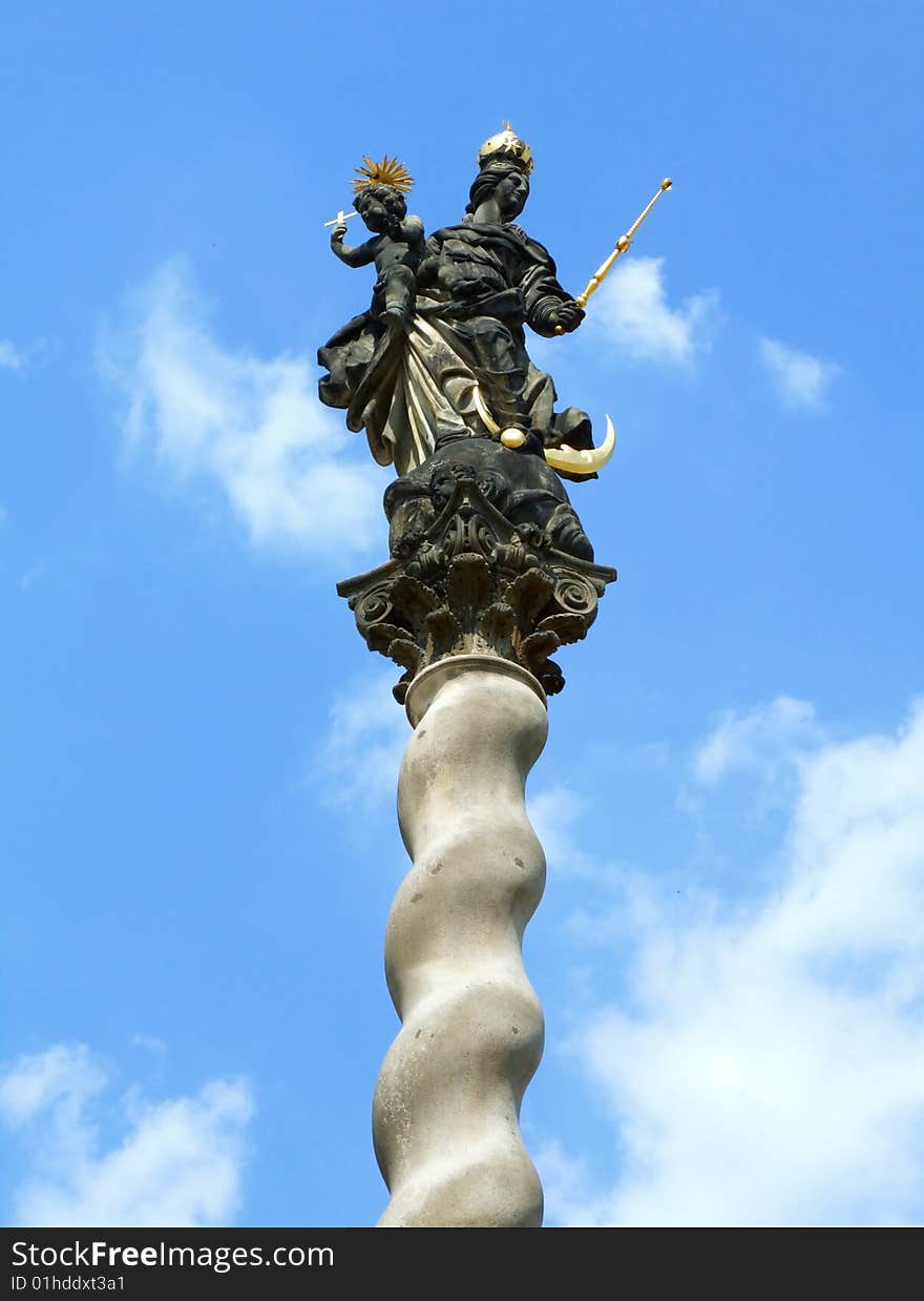 Marian column