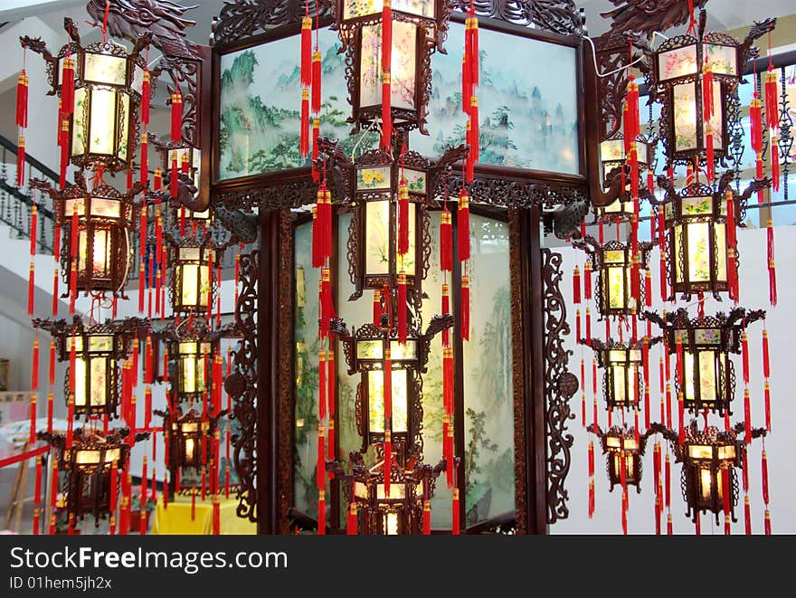 Palace lantern is traditional workmanship. Revolving scenic lantern is one kind of palace lanterns.