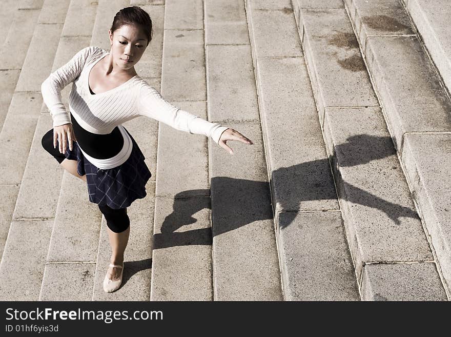 Female dancer in the outdoor