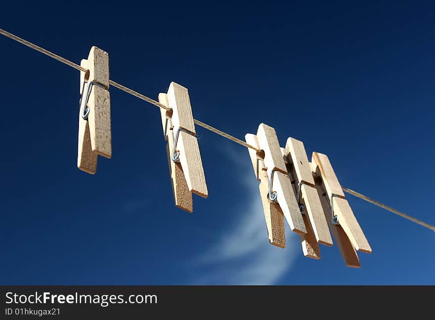 CLOTHES PINS