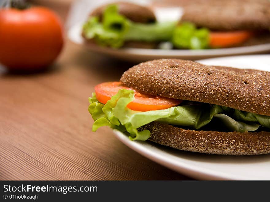 Sandwich with Freshness Vegetables, Tomato and Lettuce