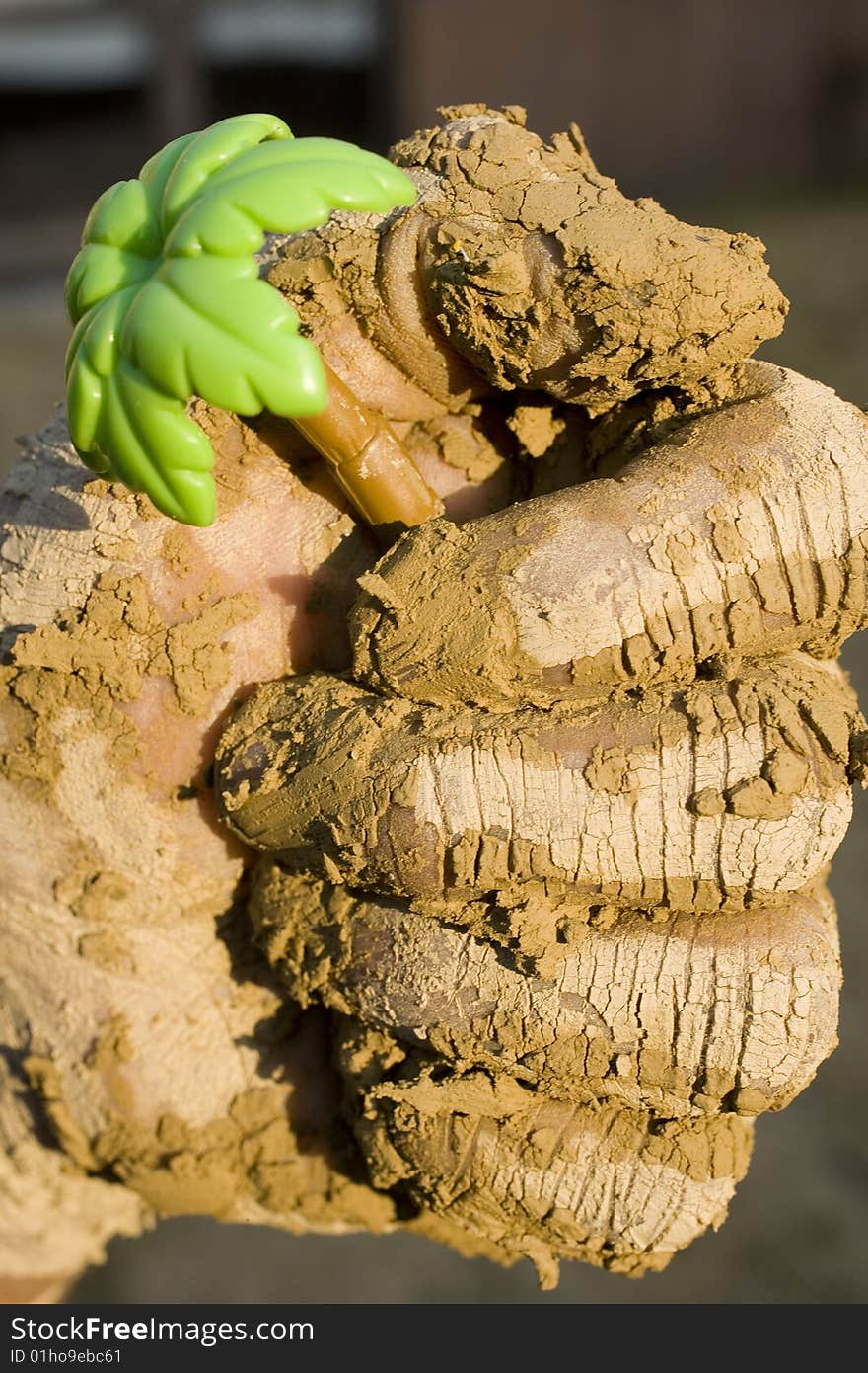 Hands in action in order to clean our planet