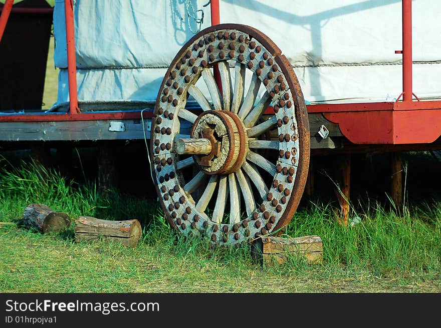 Mongolian grassland on the ancient use of the wheel. Mongolian grassland on the ancient use of the wheel