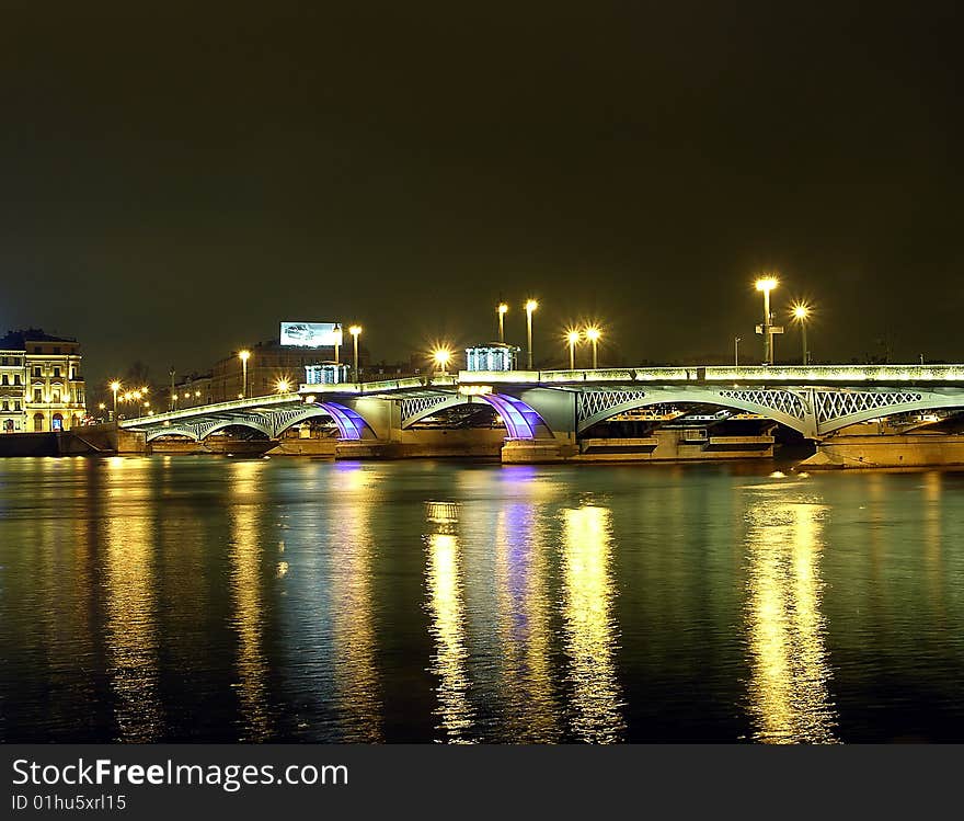 St.-Petersburg, the bridge, night