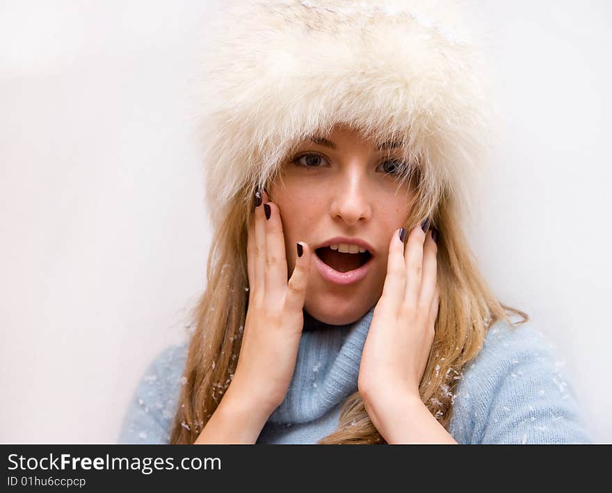 Portrait of girl in winter hat