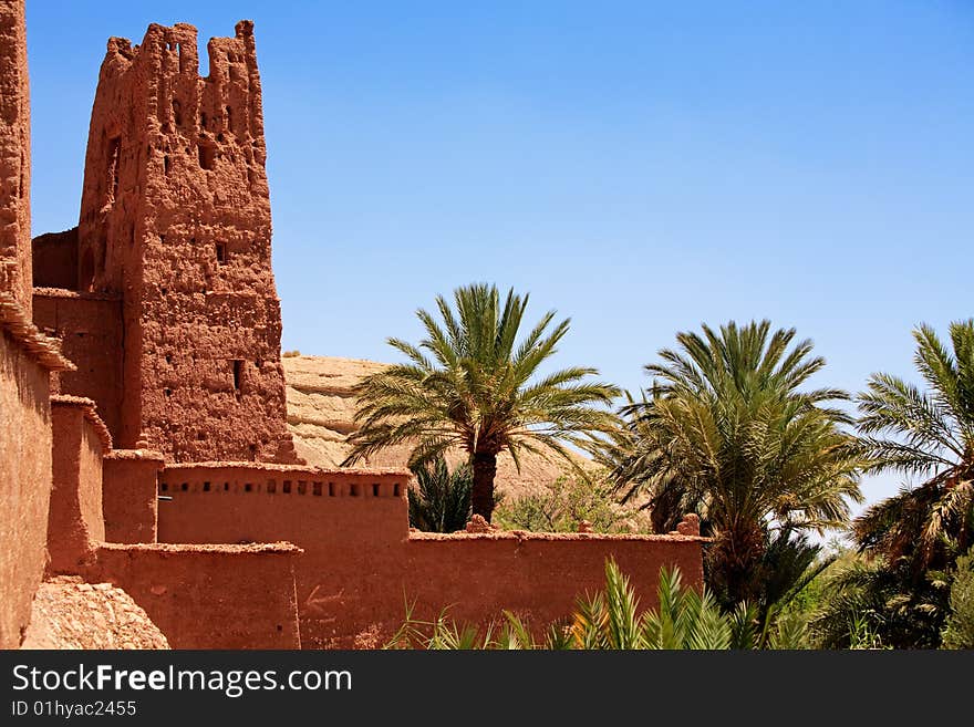 The fortified town of Ait ben Haddou near Ouarzazate on the edge of the sahara desert in Morocco. Taken as dawn broke. Famous for it use as a set in many films such as Lawrence of Arabia, Gladiator, Jewel of the Nile,  Kingdom of Heaven, Kundun and Alexander. The fortified town of Ait ben Haddou near Ouarzazate on the edge of the sahara desert in Morocco. Taken as dawn broke. Famous for it use as a set in many films such as Lawrence of Arabia, Gladiator, Jewel of the Nile,  Kingdom of Heaven, Kundun and Alexander