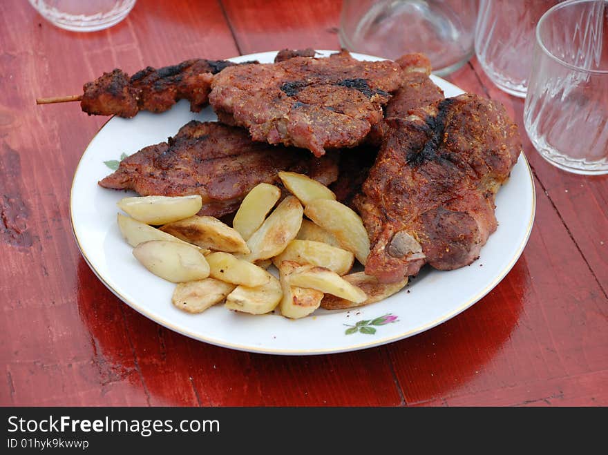 Grilled steak with potato