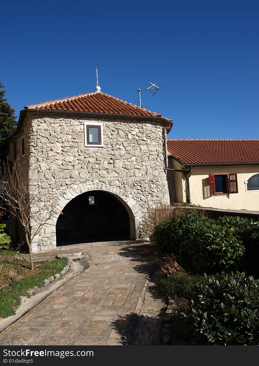 Stone house with hole in the middle