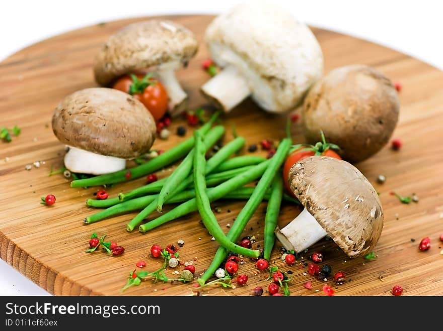 Mixed Mushrooms And Green Beans