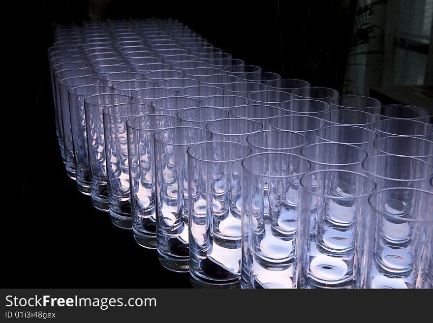 Empty glasses is orderly on a white lamp box