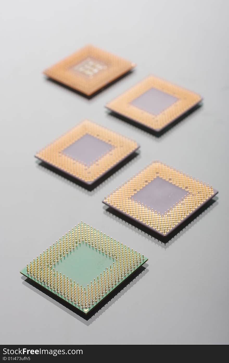 CPU