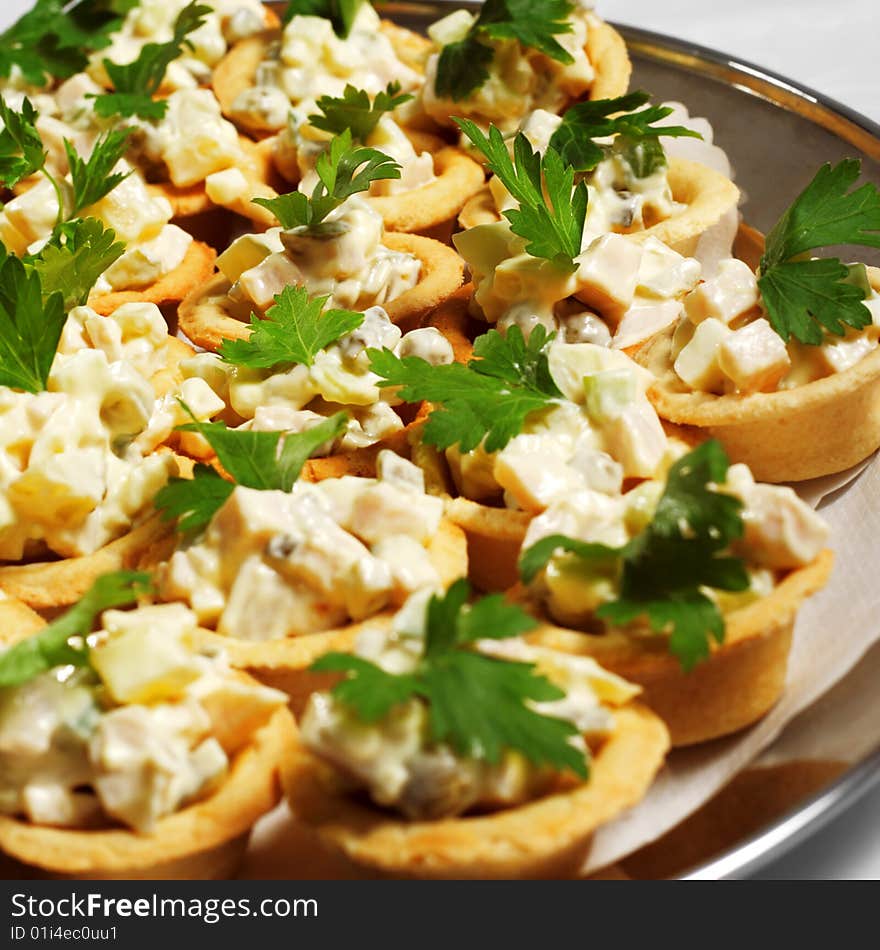 Tartlet Plate with Salad and Parsley