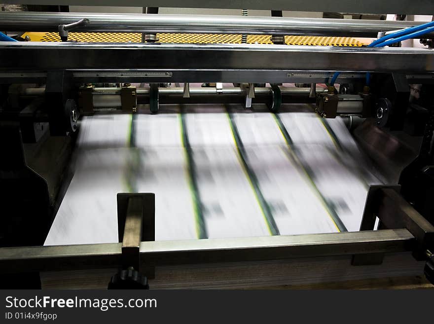 Polygraphic process in a modern printing house