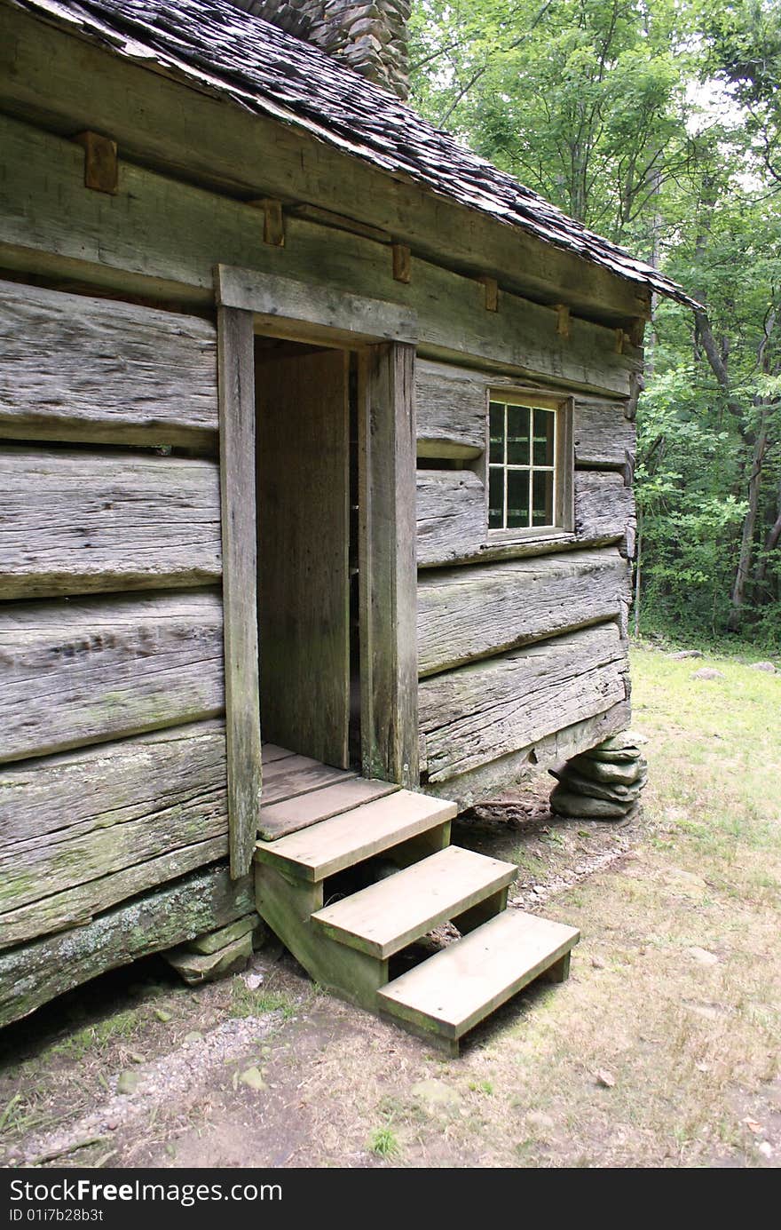 Old rustic cabin in the Smokey Mountains of Tennessee. Old rustic cabin in the Smokey Mountains of Tennessee.