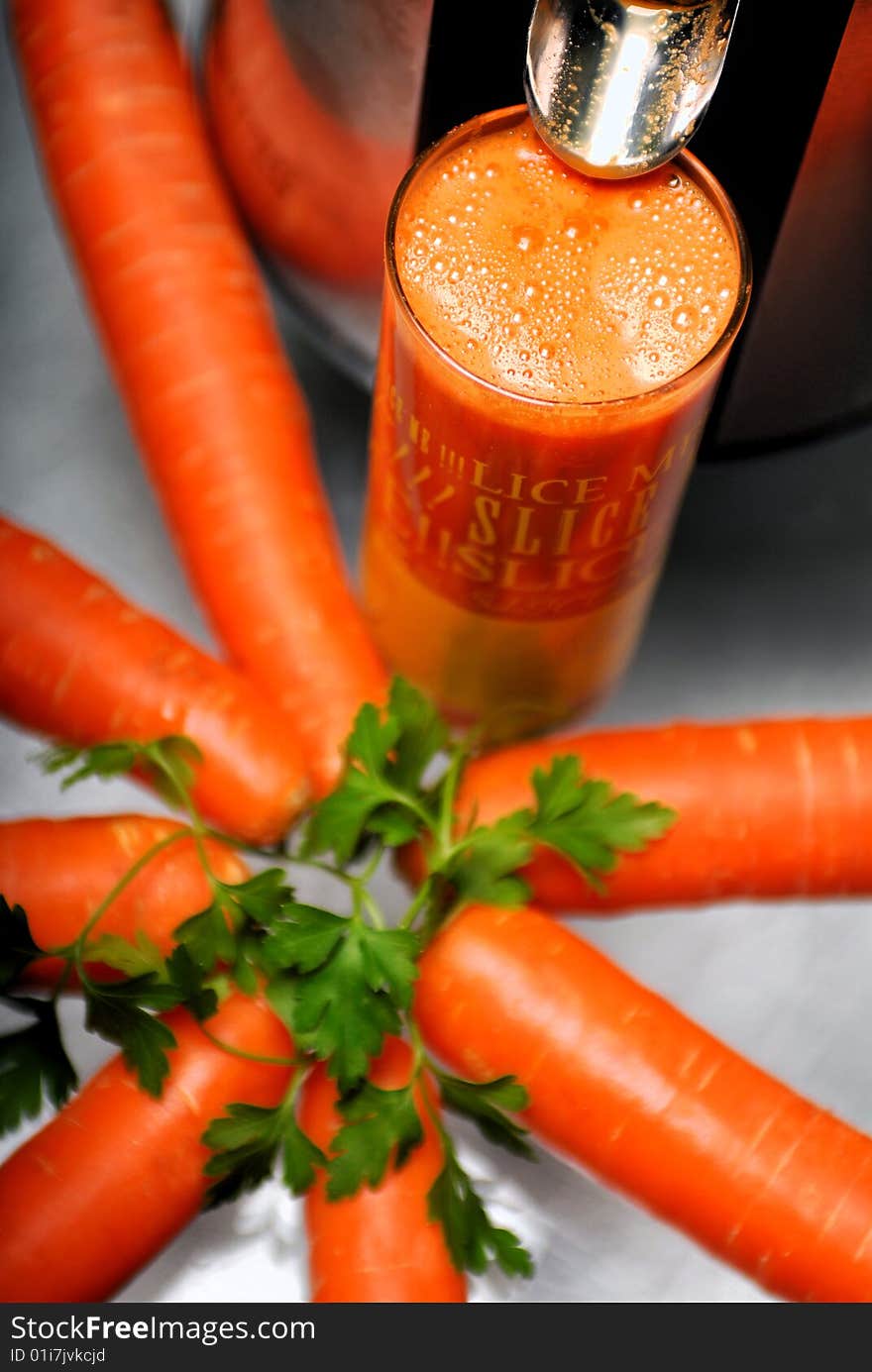 Preparation of carrot juice with the help of Juicers. Preparation of carrot juice with the help of Juicers