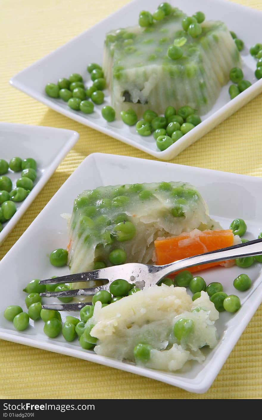 Green pea with carrot