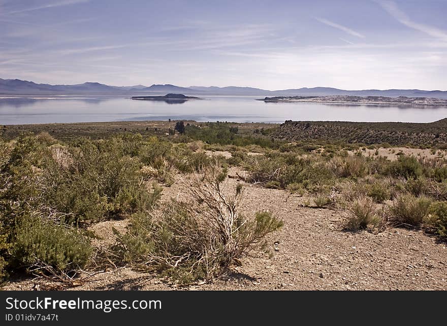 This is a picture of Mono Lake on the eastern side of the Sierra Nevada Mountains in California