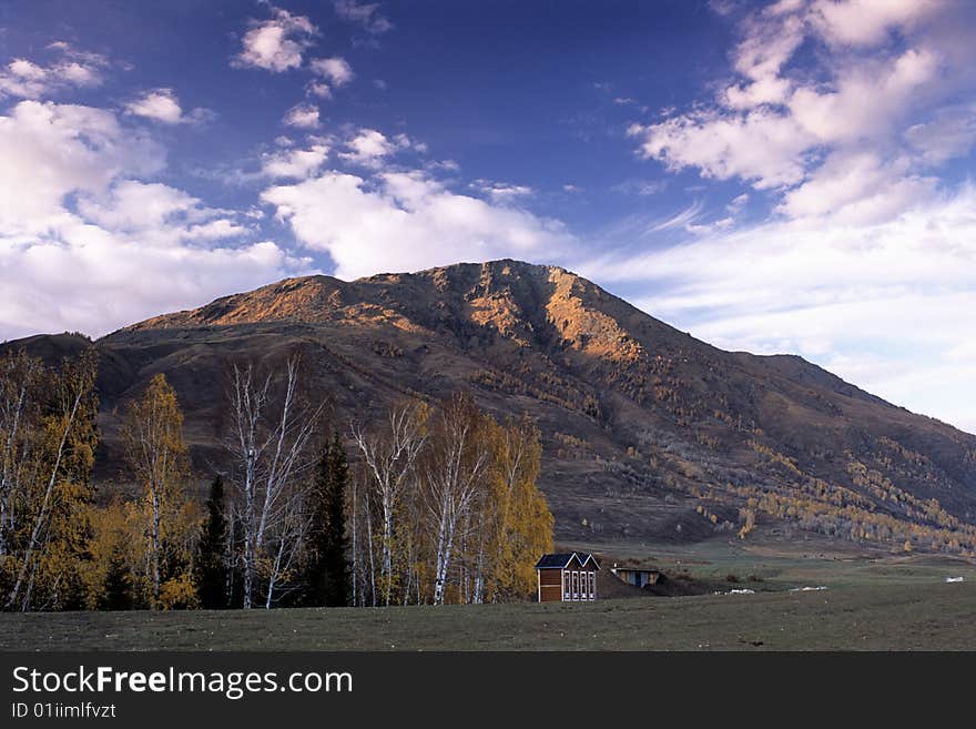 China/Xinjiang: Fall in hemu village