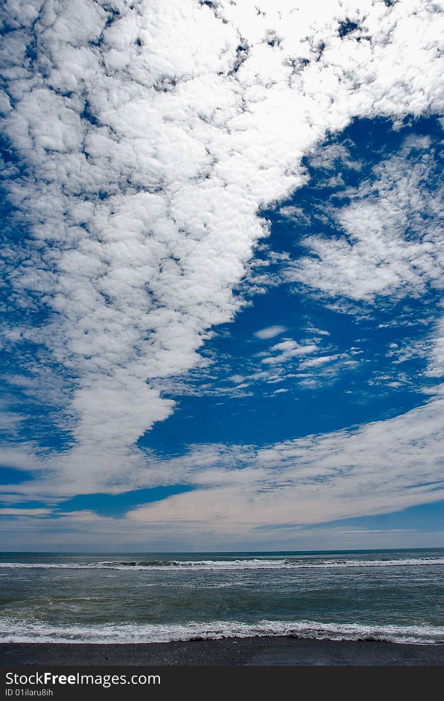 Blue sky and white cloud