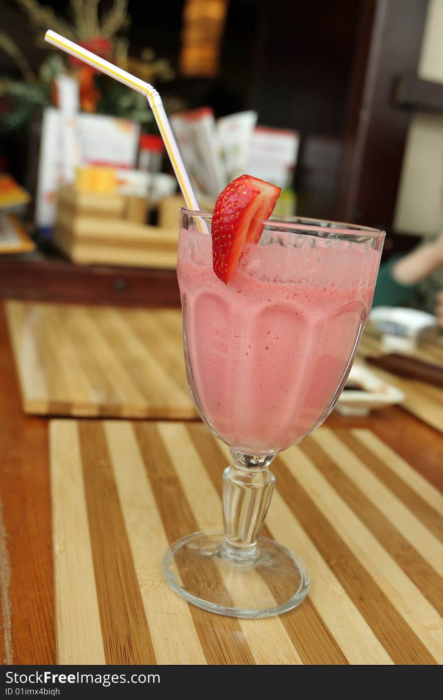 Strawberry milk shake