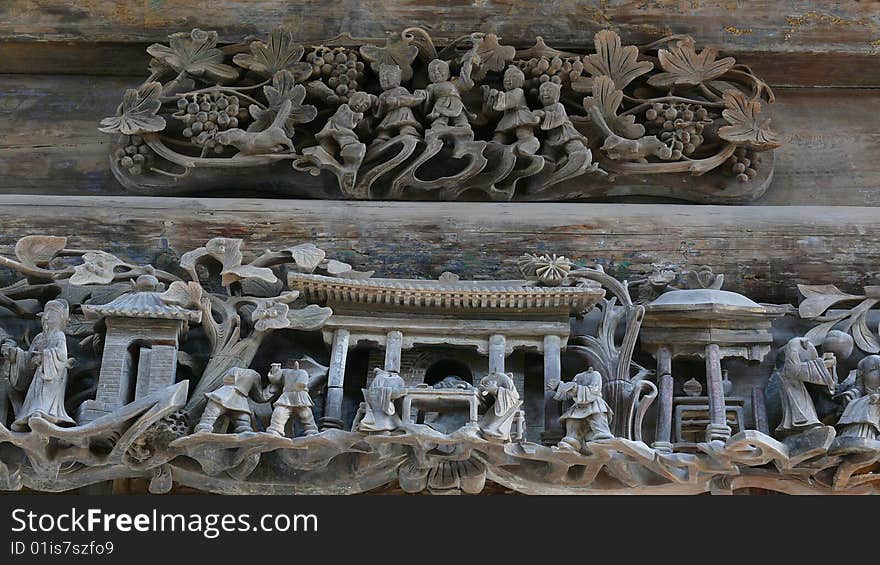 Carvings are ancient Chinese architecture housing ornaments, there is a higher value of art appreciation, age, preservation is not a lot of integrity. Carvings are ancient Chinese architecture housing ornaments, there is a higher value of art appreciation, age, preservation is not a lot of integrity.