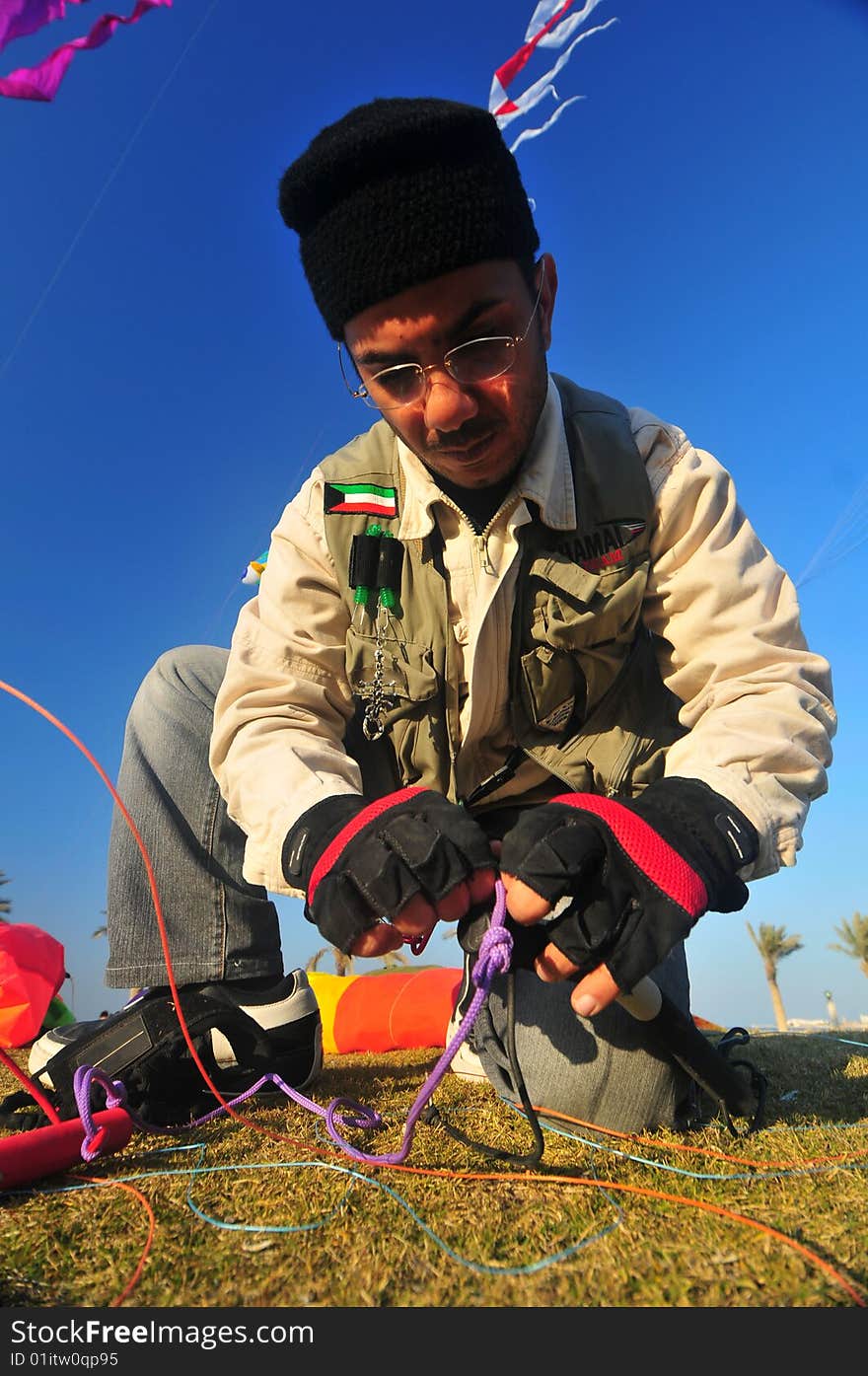 Buhamad Kites Team playing kites in Kuwait beach in winter 2009