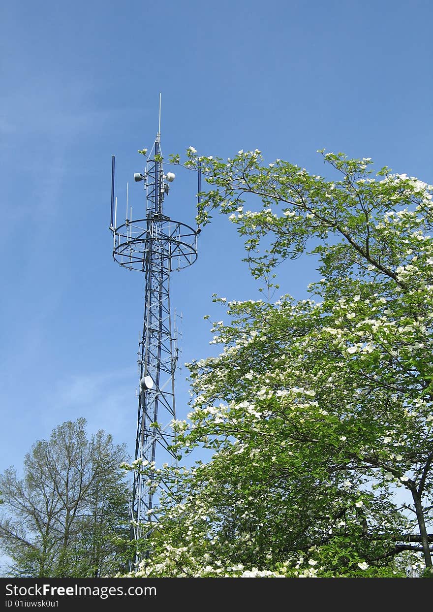 Communication tower