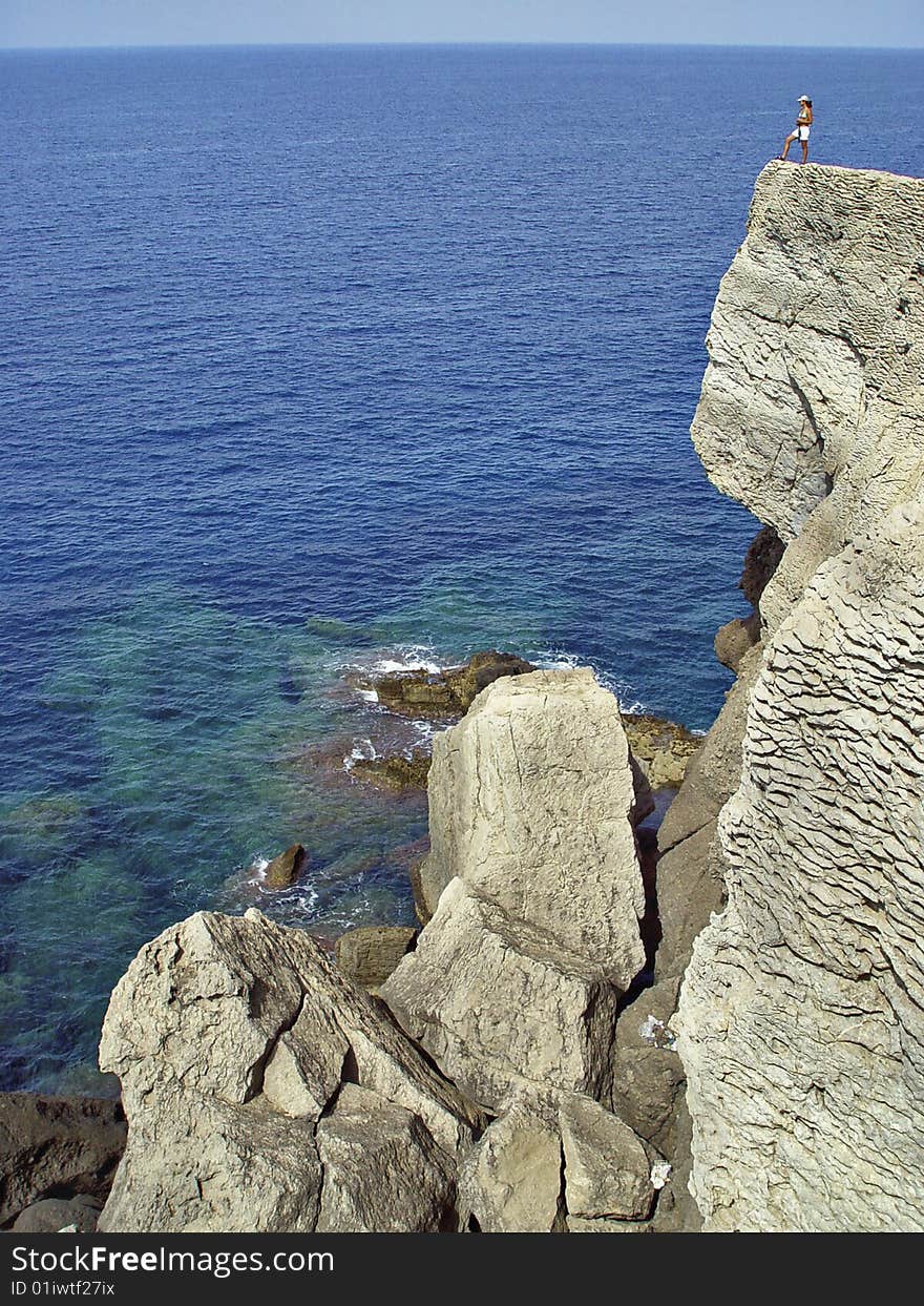 Near the town of Banyalbufar in Mallorca, is this cliff. Near the town of Banyalbufar in Mallorca, is this cliff.