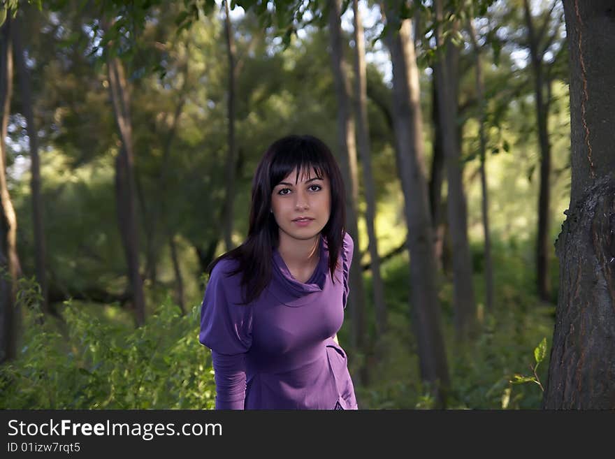 Girl portrait in the park.