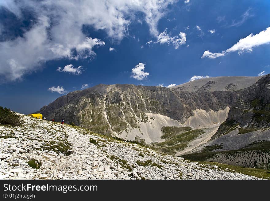 Mountain trail to reach the refuge Fusco, 2200 meters on the Maiella, Abruzzo, Italy