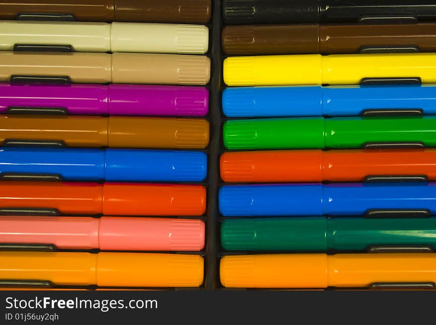 Multi-colour Set Of Felt-tip Pens