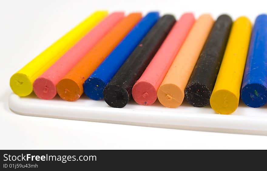 A rough number of wax pencils of several colors