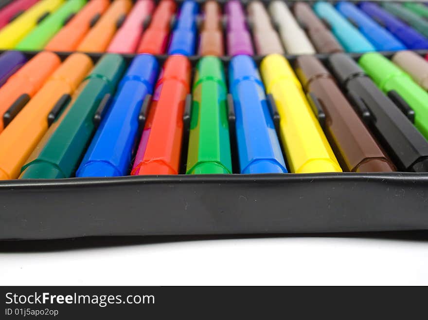 Color felt-tip pens