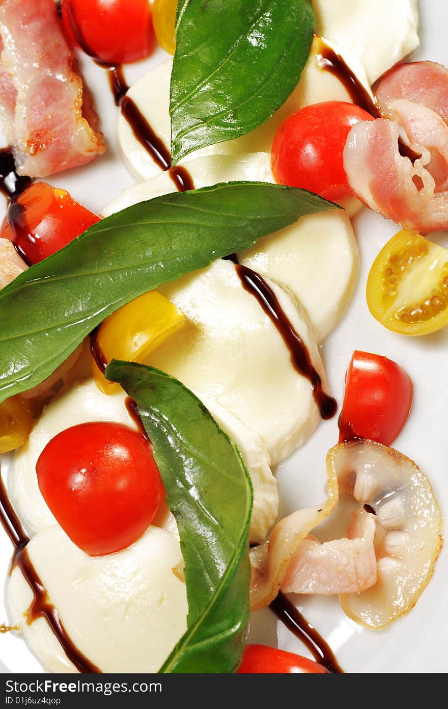 Salad - Tomato With Mozzarella