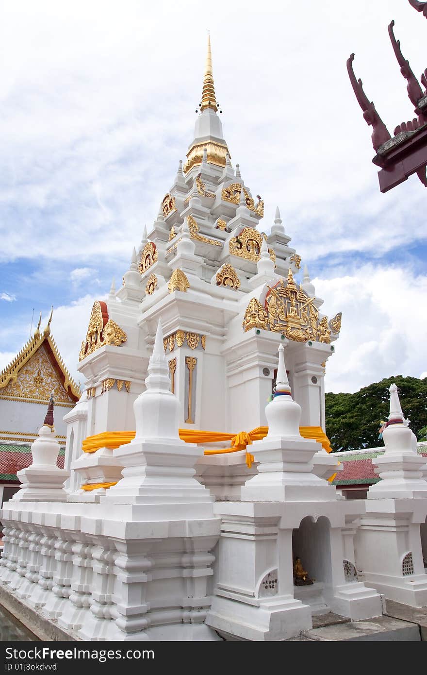 The old and famous pagoda in Suratthani province,Thailand. The old and famous pagoda in Suratthani province,Thailand