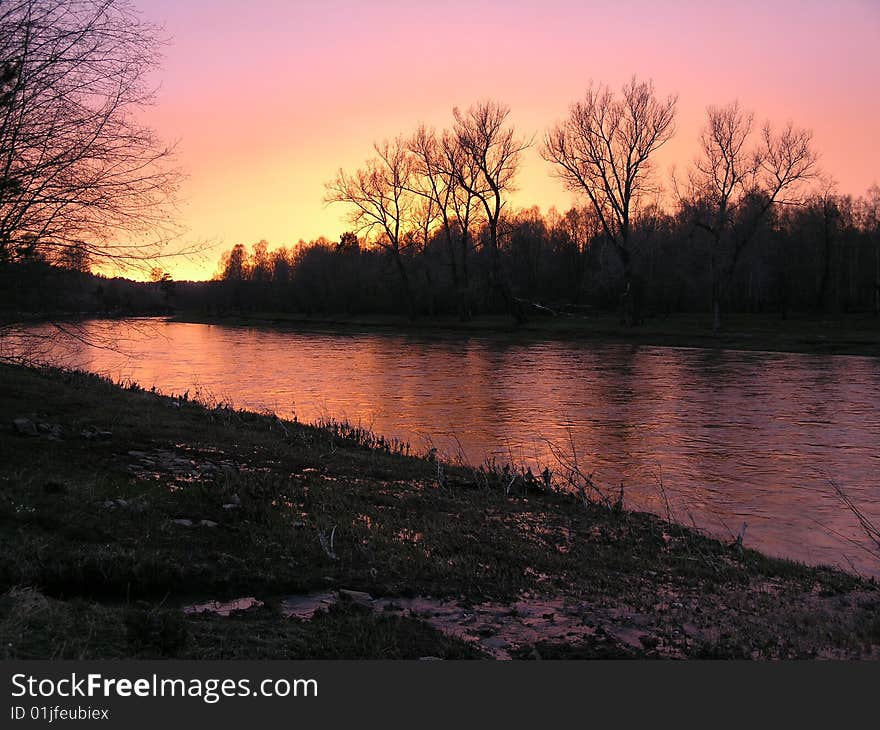 Sunset above the river.